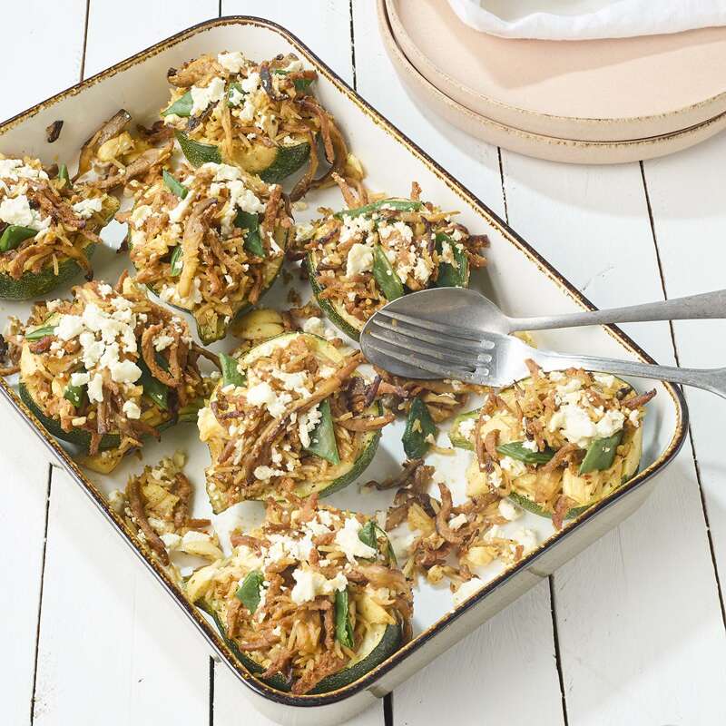 Recept voor Gevulde courgette met rijst, veggie gyros en snijbonen ...