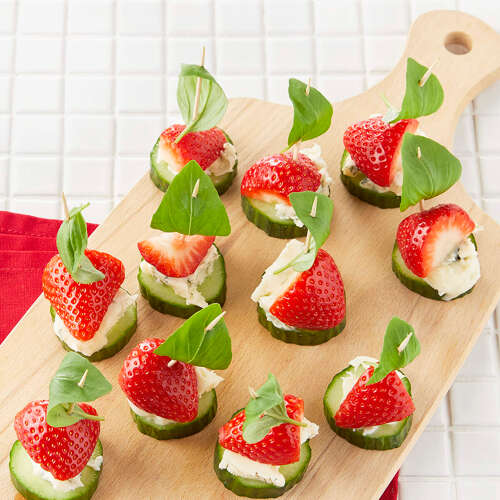 Toasts de concombre au gorgonzola