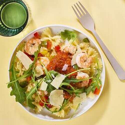 Pasta met scampi en paprika